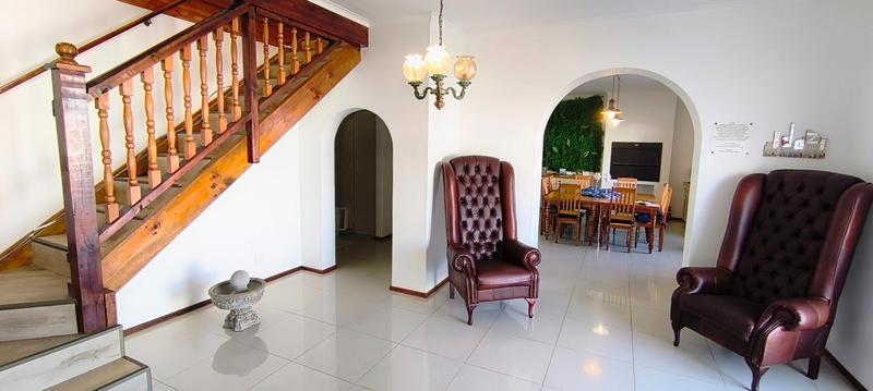 7 Bedroom Property for Sale in Wilderness Central Western Cape